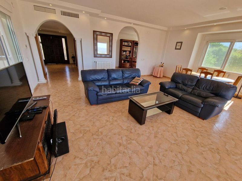 Foto ae7ed8bb-b4a3-4159-9fc9-ab00d1edbb9e. Casa a Periana