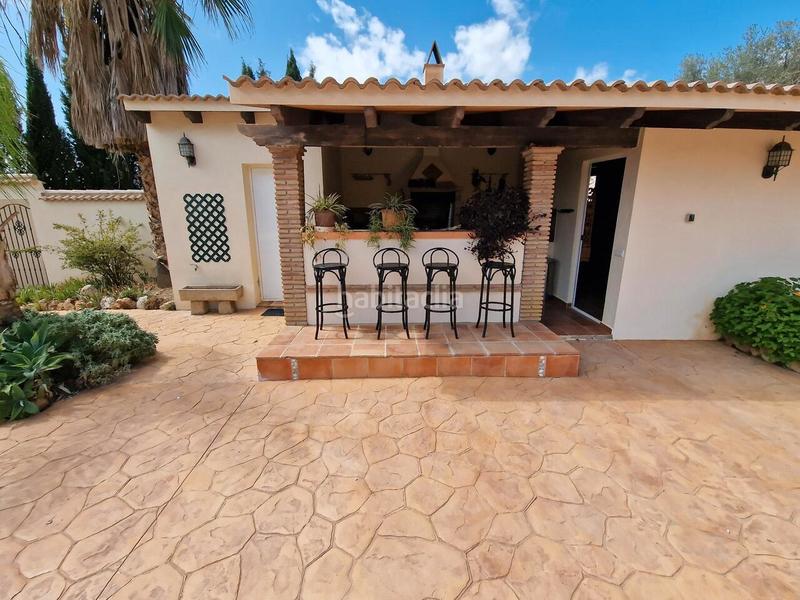 Foto ff8a4b5e-75eb-42d7-921c-01bd4bfe81be. Casa con piscina in Periana