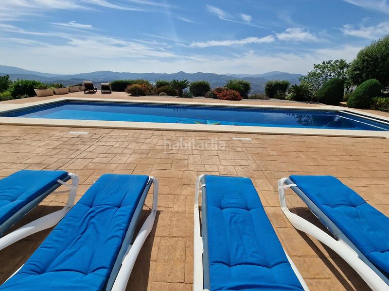 Foto 8a8a601c-336f-44a7-9413-c2c8f344f6d7. Casa amb piscina a Periana