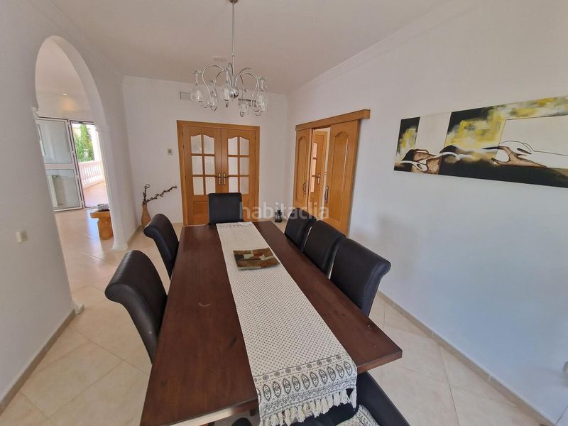 Foto c7128310-95dd-4d88-81e4-a6e70d124d82. Casa amb piscina a Periana