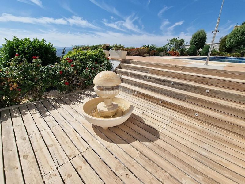 Foto e9710eea-dcc9-4dc3-a895-939c8f03bd95. Casa amb piscina a Periana
