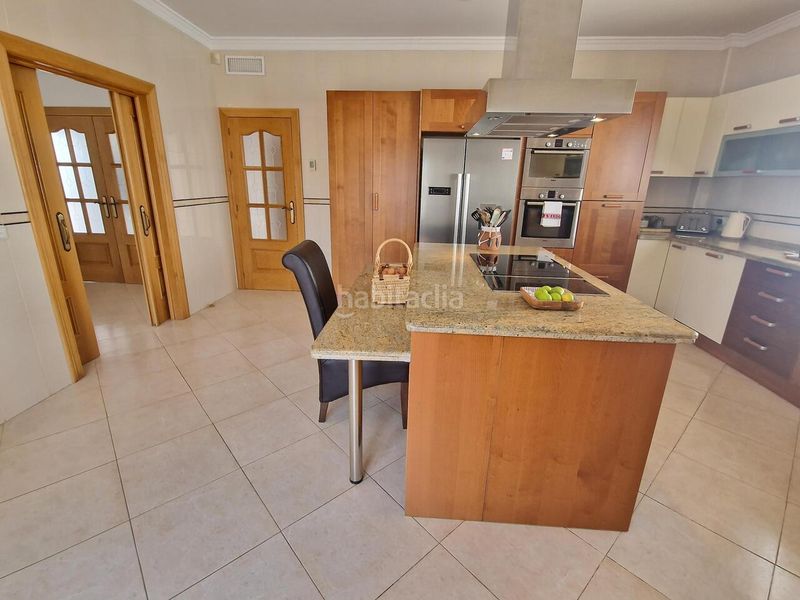 Foto fac33a43-7c13-4fc3-85c8-e42974144088. Casa amb piscina a Periana