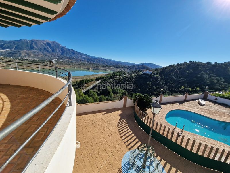 Foto d87344f6-8a06-4d18-b4c3-a57f2b5e70bf. Haus mit parking pool in Viñuela