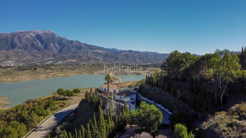 Foto f22bb30f-794a-4edd-9474-b01afd756822. Haus mit parking pool in Viñuela