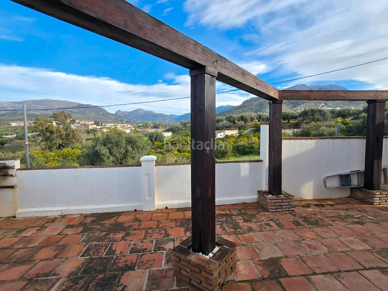 Foto bce2272b-806d-4f07-afec-c2d867e0d317. Casa en Alcaucín