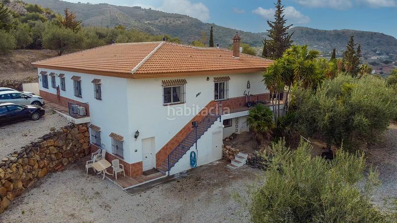 Foto 1e022eda-36eb-400e-a16c-187c0fe1678d. Casa amb piscina a Alcaucín