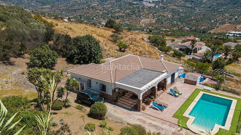 Foto ecdbd8c6-c2e0-49b6-a57c-003acd43ef9a. Casa en Alcaucín