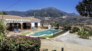House in Alcaucín
