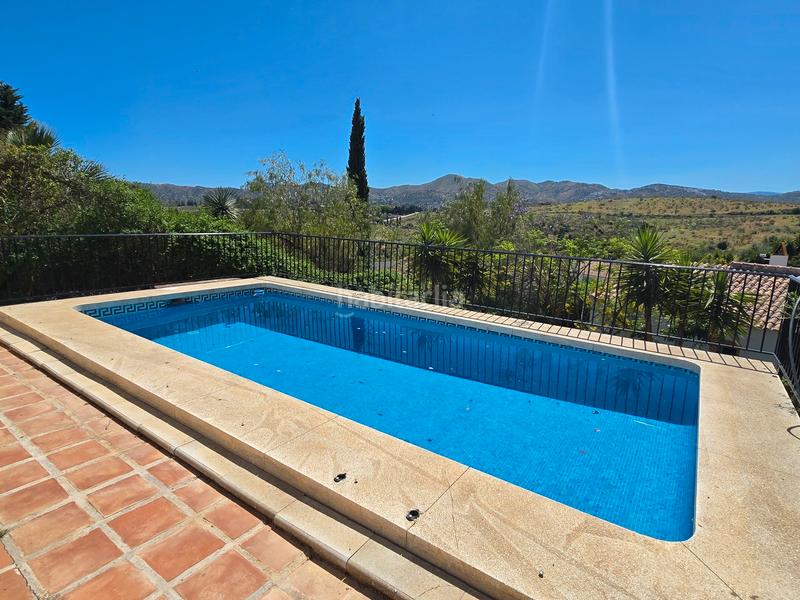 Foto a7628b97-ddf8-4f63-b3fa-3cd77f8f3eab. Maison avec piscine dans Alcaucín