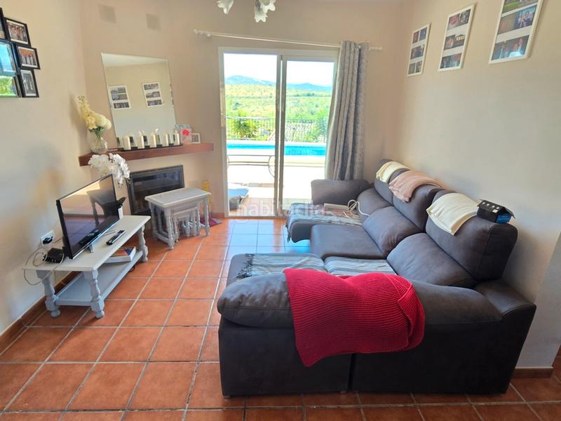 Foto e25b1dfa-6c94-40dc-9fbc-a67de7f955c8. Maison avec piscine dans Alcaucín