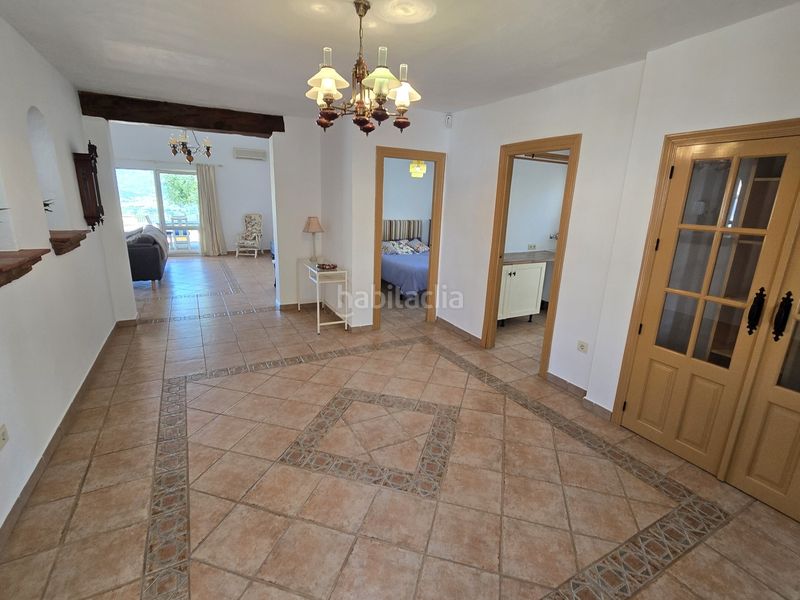 Foto a7e9a874-784b-45aa-93a4-6dd3a80a639c. Casa amb aparcament piscina a Viñuela