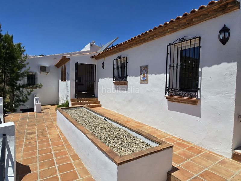 Foto c45d7efe-9580-44a9-8304-e94131dda70d. Casa amb aparcament piscina a Viñuela