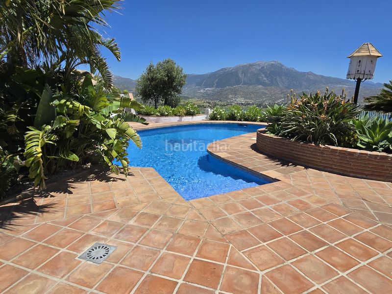 Foto ebc79169-ffed-4a6d-9849-d5764229f396. Casa amb aparcament piscina a Viñuela
