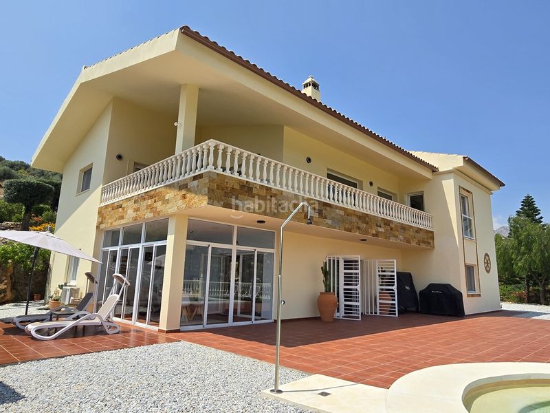 Foto 4995e96b-4e6f-47b1-b734-8446d0e9d92f. Casa amb aparcament piscina a Alcaucín