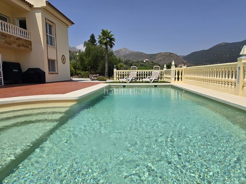 Foto f813af94-21b5-4a49-9ef8-fbb5bb01bed0. Casa amb aparcament piscina a Alcaucín