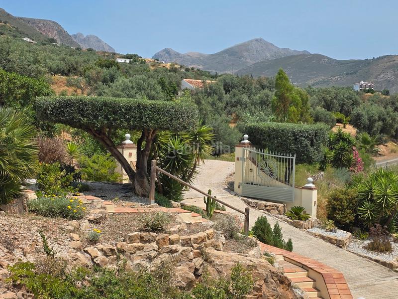 Foto 08fb9c69-ac1c-423f-94f1-7b10422bff7b. House with parking pool in Alcaucín