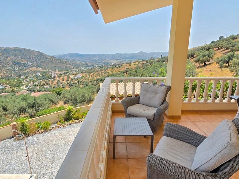 Foto 60272842-024b-4447-86a2-b72152ee67da. Maison avec parking piscine dans Alcaucín