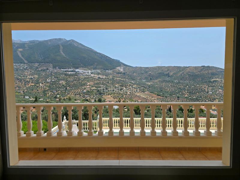 Foto 64bedfaf-4529-44ef-ab5c-c9f6f0d51774. Maison avec parking piscine dans Alcaucín