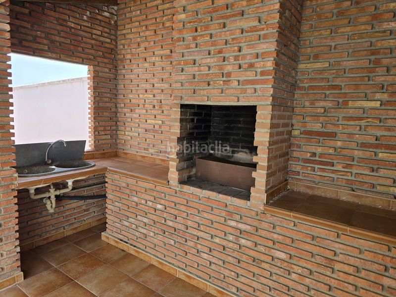 Foto fbe70f0e-6840-477e-bc2b-6c3d73927921. Casa amb piscina a Periana