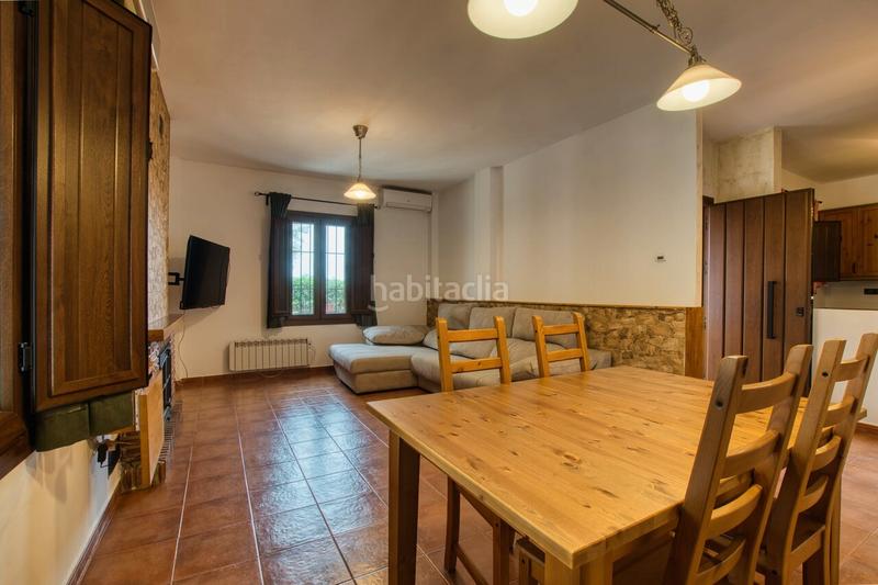 Foto 4d7c6ac1-edf3-42ff-825a-daa5f3420a58. Casa en Periana