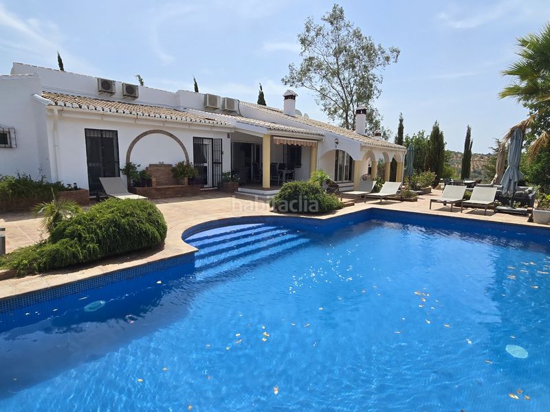 Foto 134c8b7a-fc70-4521-8d82-713b7296e115. Casa amb aparcament piscina a Viñuela
