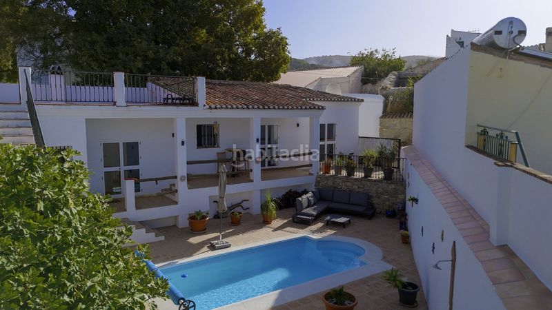 Foto 2b258c60-cd81-4438-a156-e2990274a115. Maison avec piscine dans Periana