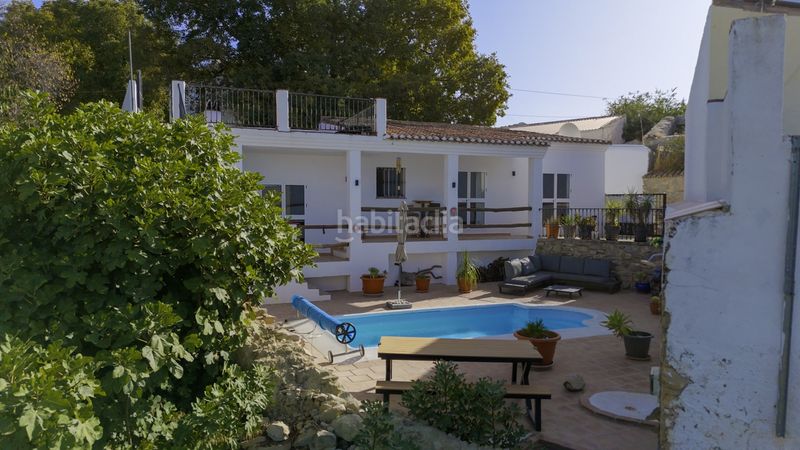 Foto 31bfc855-76cb-4185-991f-50269688cba1. Maison avec piscine dans Periana
