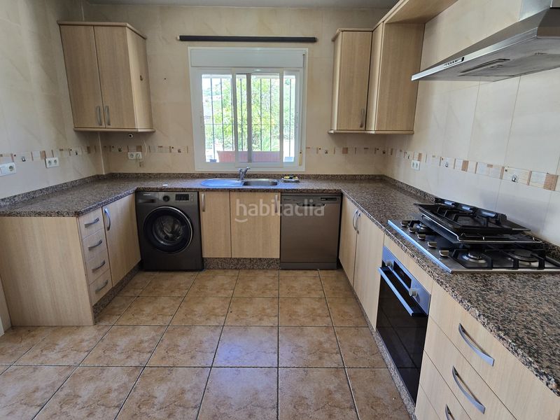 Foto 0dba3ba1-2639-419c-bdf6-925663d46c41. Casa con piscina in Alcaucín