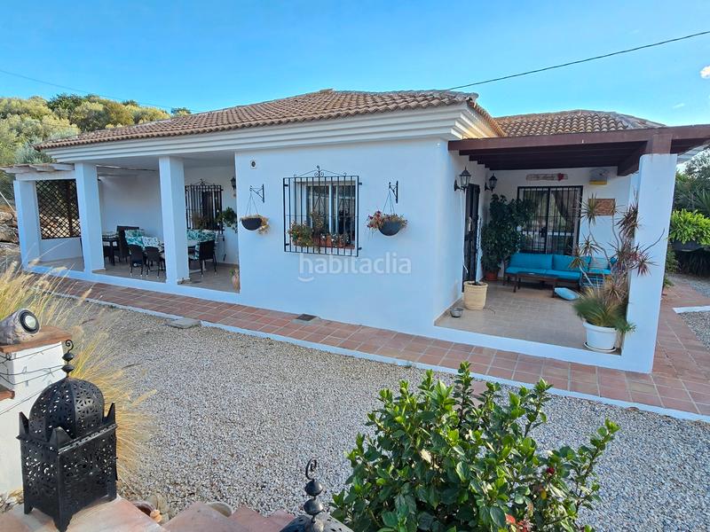 Foto b82eff06-52ef-430e-bdb7-bd7299031515. House with pool in Alcaucín