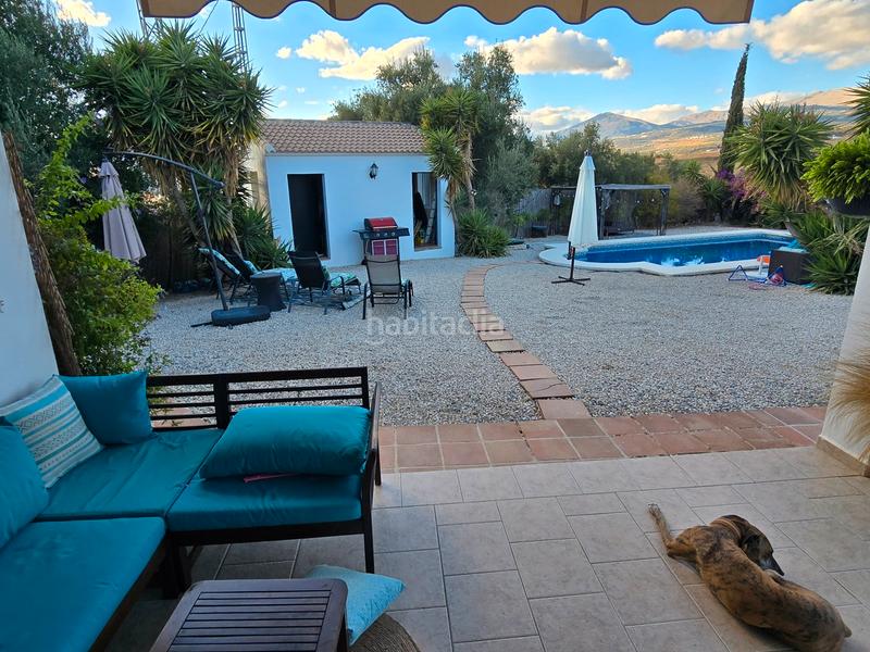 Foto b53ccdf6-75e6-47db-ab9a-b20a0c78d85e. Maison avec piscine dans Alcaucín