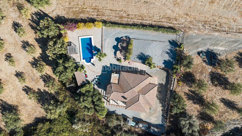 Foto c04417a7-9c87-4886-a602-eb526fbe3703. Maison avec piscine dans Alcaucín