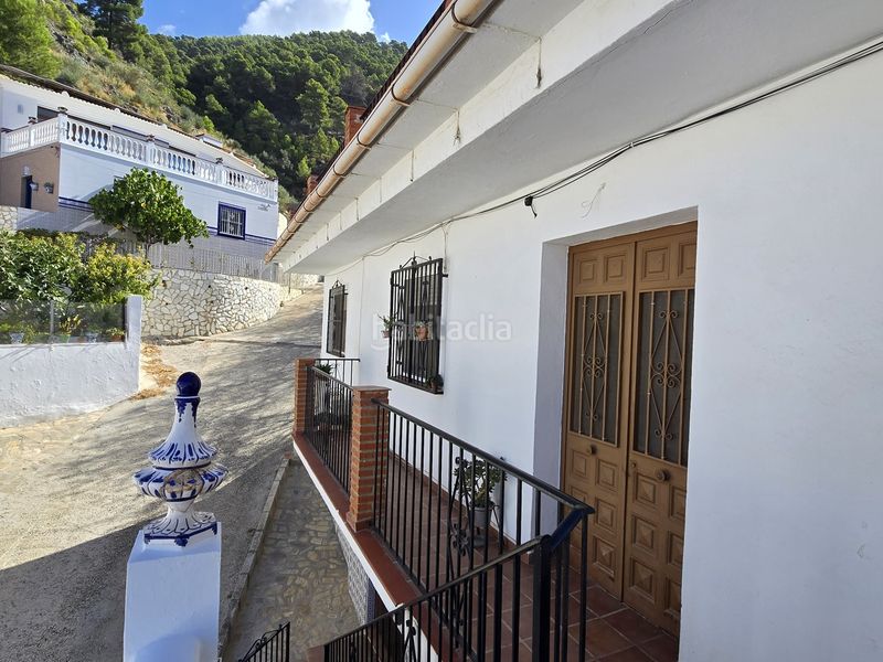 Foto 4f6c5f4e-6428-4afa-abca-a727f30d8fc3. Country house with parking in Alcaucín