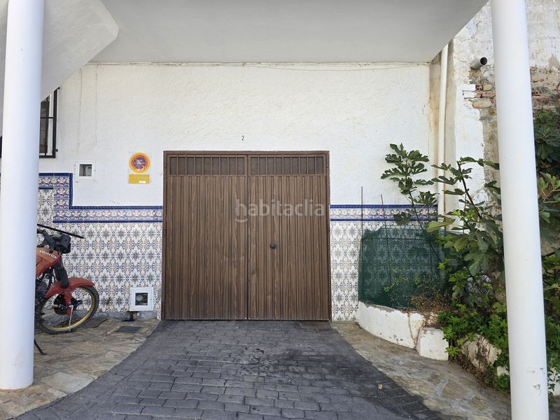 Foto c4016bf0-482b-491c-960b-0c21aa380839. Country house with parking in Alcaucín