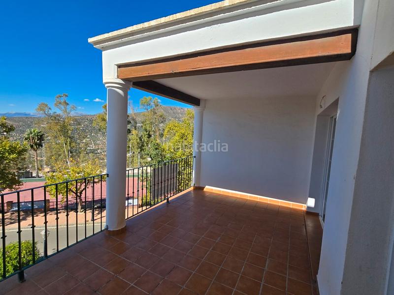 Foto ae359428-f064-4dd6-be83-ce5f583ddd57. Country house with parking in Alcaucín