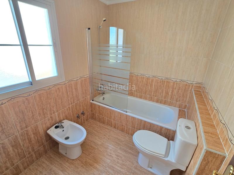 Foto c3de4f10-e977-4bd6-8d44-246c1f37ec2e. Country house with parking in Alcaucín