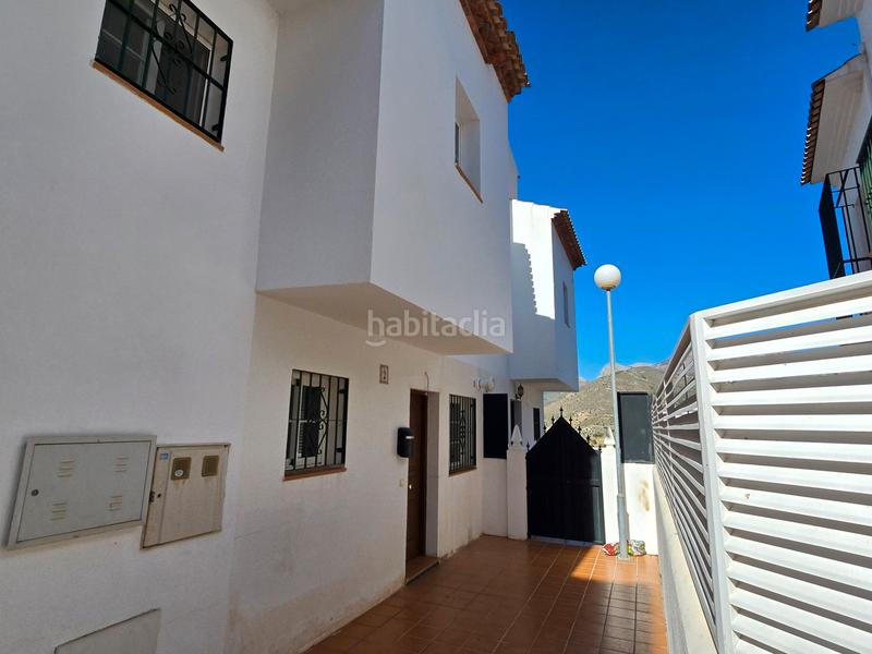 Foto d3e0f064-cfdf-45d2-8e60-2b7166bdbb0f. Country house with parking in Alcaucín