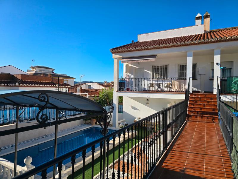 Foto a8b203a0-2cd2-4640-85e3-f189a0ca9f30. Masía en Alcaucín