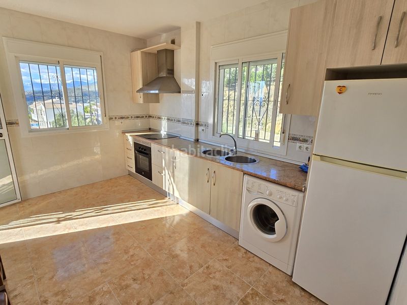 Foto 0bd6b6d7-b1fd-4862-bfe6-18fc26255573. Casa en Alcaucín