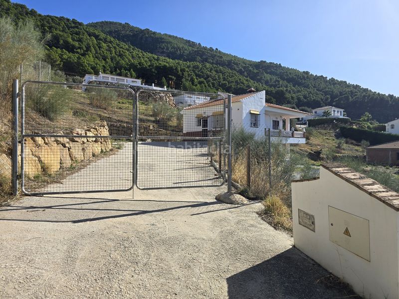 Foto f1517d39-d0e1-4c99-9380-556353d67679. Casa en Alcaucín