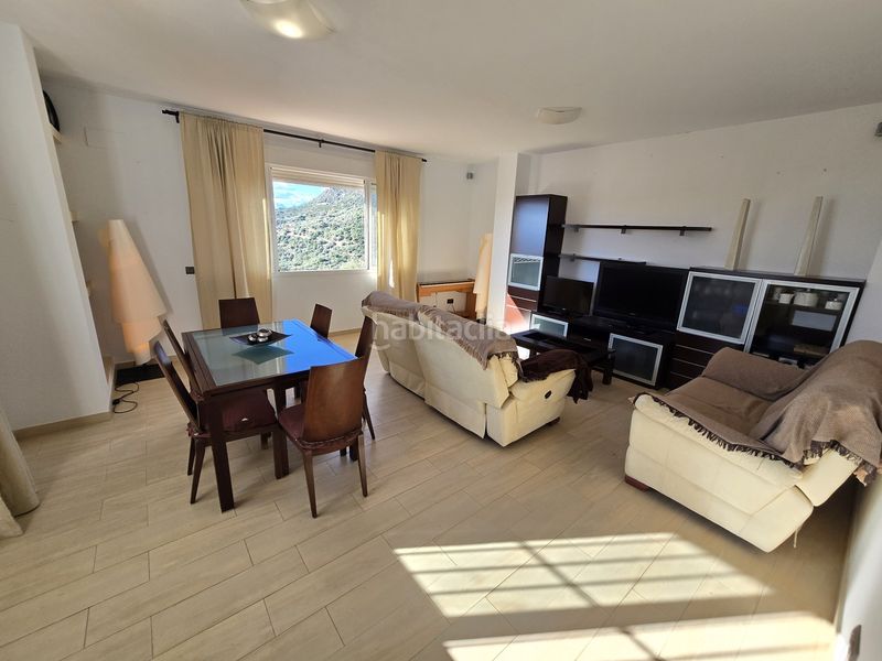 Foto ad05c278-4f65-48b7-9620-6901fb5ad35a. Casa amb aparcament piscina a Periana