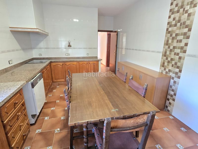 Foto b97a9752-5288-4e50-8930-cbea442fd888. Casa amb aparcament piscina a Periana