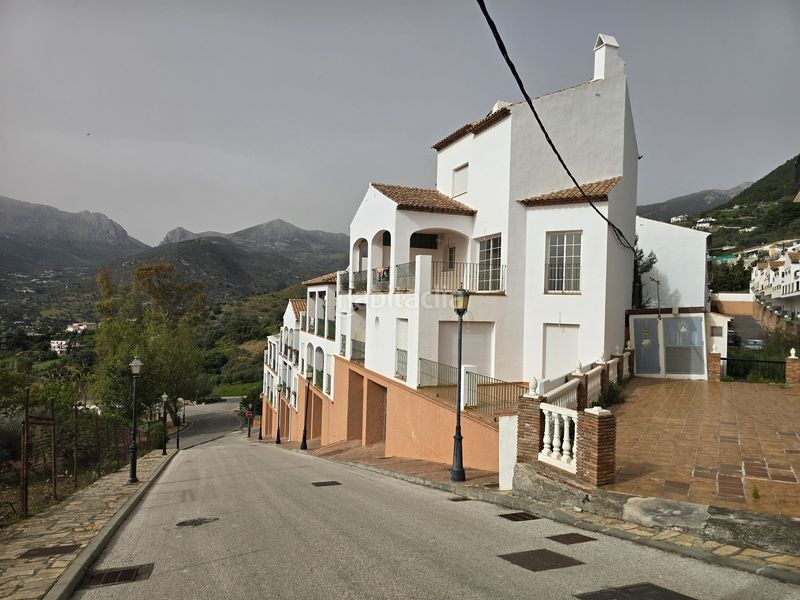 Foto 8072a469-8629-4125-81e5-0a2efc425128. Masia amb aparcament a Alcaucín