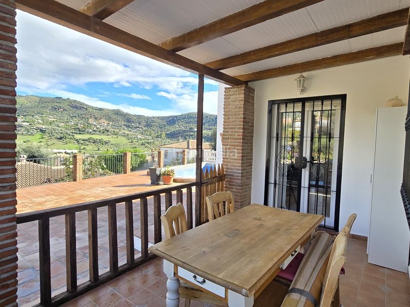 Foto 6f44e484-bf92-4e33-8b67-cba2a3e40360. Maison avec piscine dans Alcaucín
