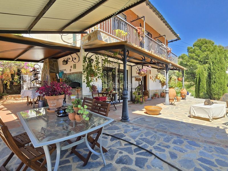 Foto 40eb58d6-ad22-4095-b118-f1f47c625f13. Casa en Viñuela