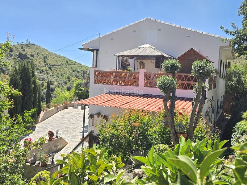 Foto 61641436-493d-4e2d-9811-709488d37dac. Haus mit parking in Viñuela