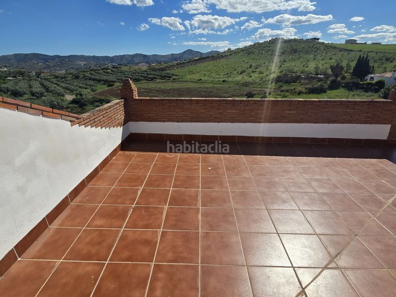 Foto b77e37d3-991e-4c87-bba2-78450095087d. Casa en Alcaucín