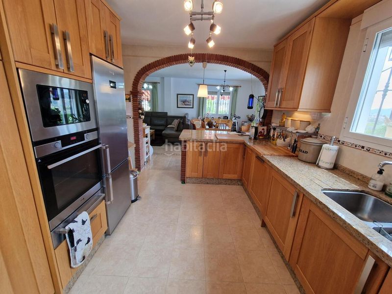 Foto d5686d30-fab2-4b49-bb5f-19abc326df1e. Casa a Alcaucín