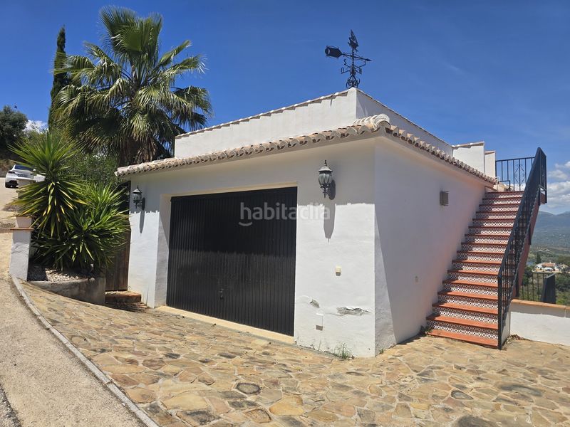 Foto a1adcc0e-4a13-455f-adc7-32ff9b5f64fd. Casa amb aparcament piscina a Viñuela
