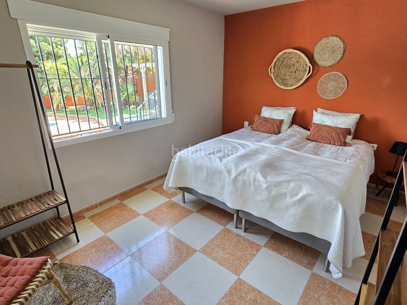 Foto dc6907c9-bff2-4329-b17f-7a543ad7c6d0. Casa amb aparcament piscina a Viñuela
