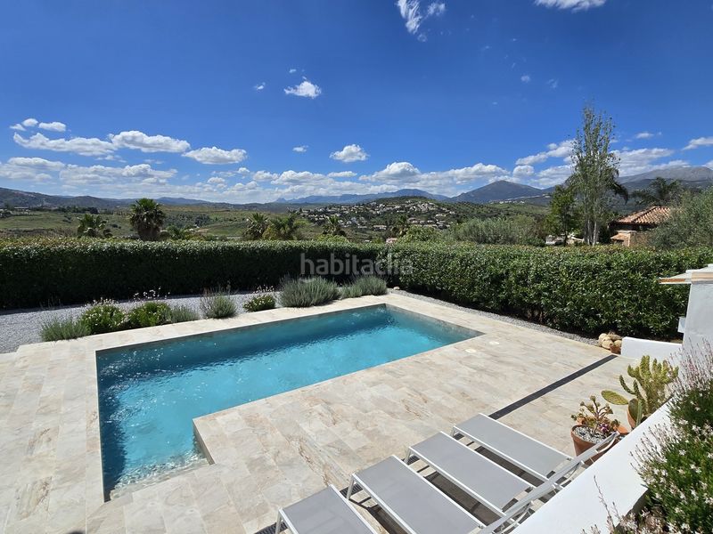 Foto 5d326beb-e12a-46e5-8c32-611e3cf2a195. Casa amb aparcament piscina a Alcaucín